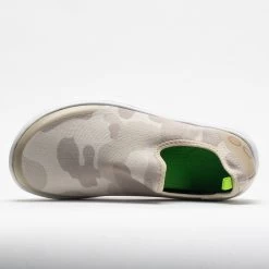 OOFOS OOmg EeZee Limited Women's Tan Camo -Fashion Shoes Specialty Store 631316 2